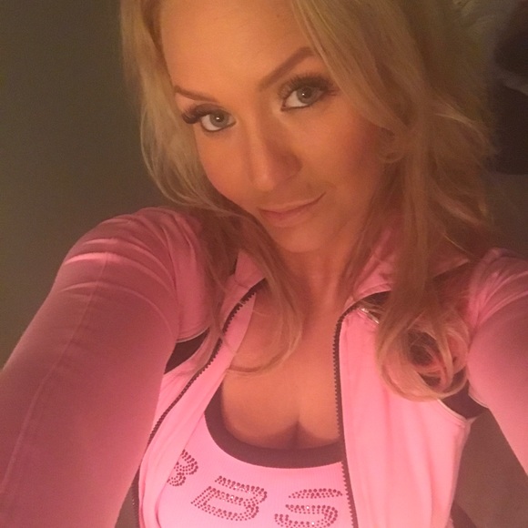 Meet your Posher, Bridget - Picture 1 of 1